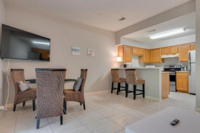 Cozy 1BR Condo with Pool and Gym Centrally Located